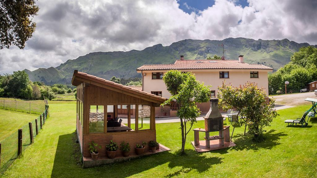 Apartamentos El Pradon De Santa Marina Parres de Llanes Exteriör bild