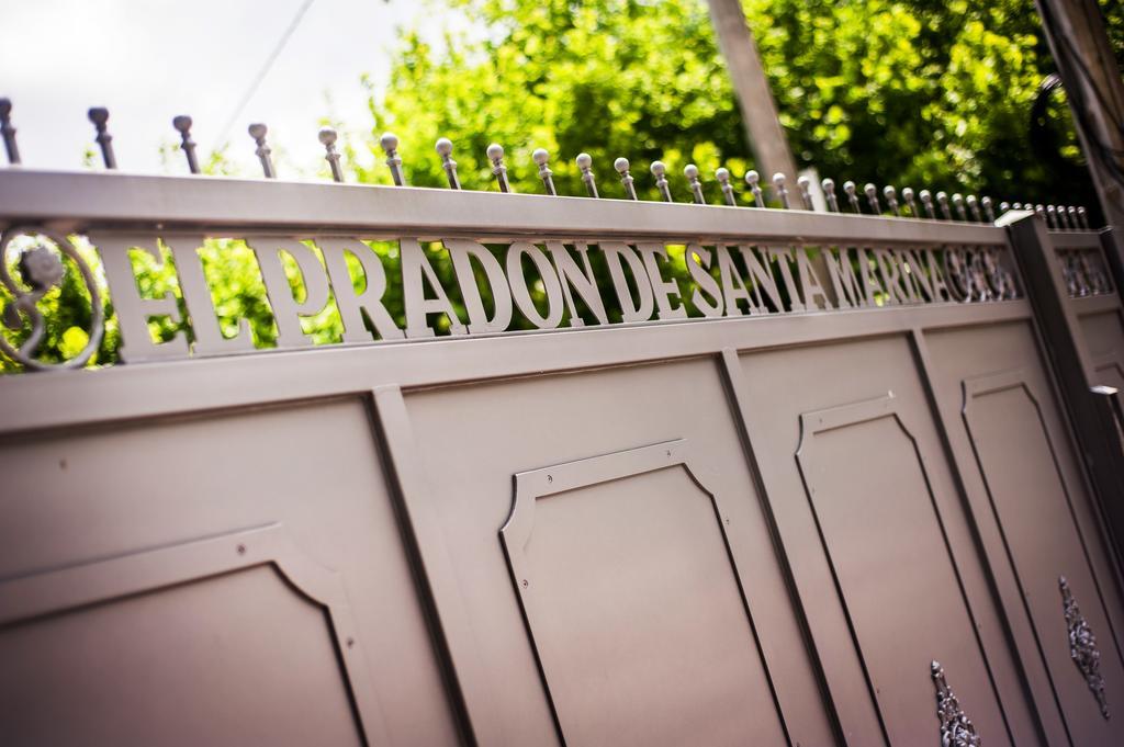 Apartamentos El Pradon De Santa Marina Parres de Llanes Exteriör bild