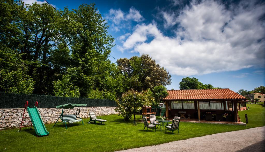 Apartamentos El Pradon De Santa Marina Parres de Llanes Exteriör bild