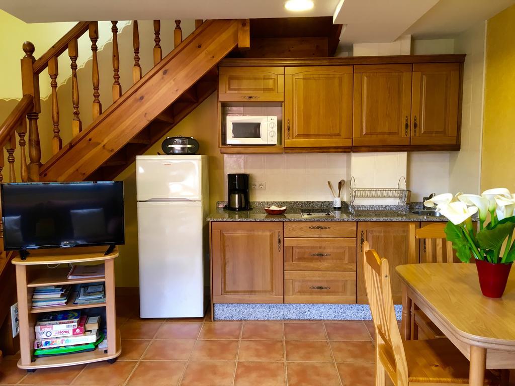 Apartamentos El Pradon De Santa Marina Parres de Llanes Exteriör bild