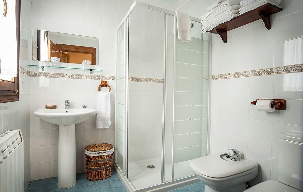Apartamentos El Pradon De Santa Marina Parres de Llanes Exteriör bild